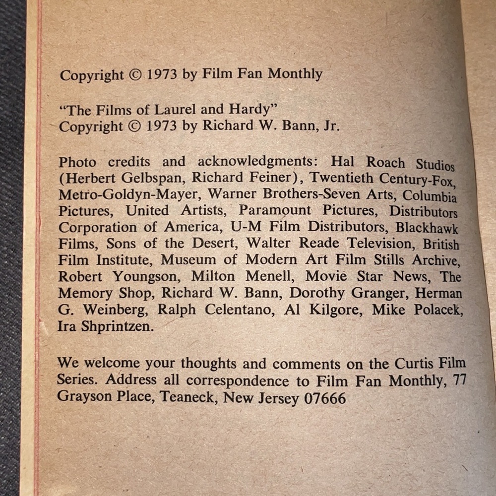 Vintage The Laurel & Hardy book. Official book.  1st Edition 1973 - Picture 6 of 7